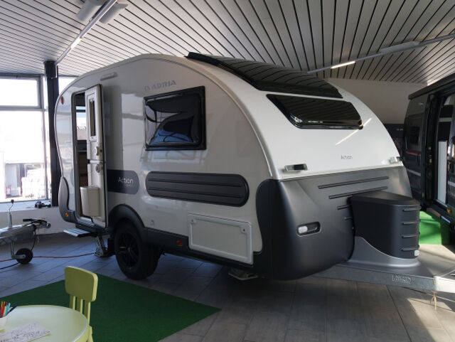 : Adria Action 391 LH Sport, Reisecaravan, CHF 23'900.–, Neufahrzeug