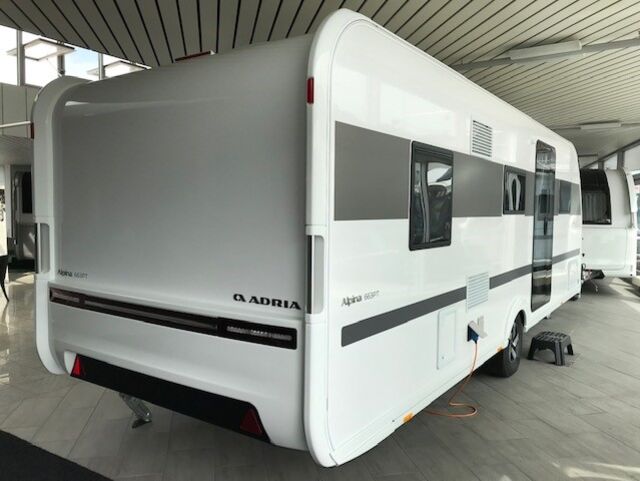 : Adria Alpina 663 PT, Reisecaravan, CHF 43'300.–, Neufahrzeug