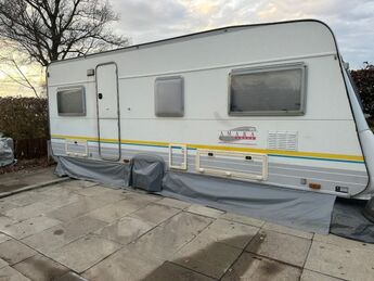 Offre du Marché du caravaning: Bürstner Amara Luxus 5361, CHF 8'500.–, véhicules d'occasion