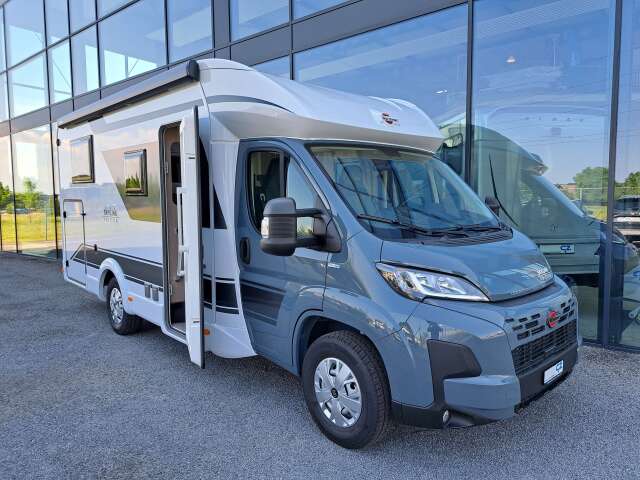 Bürstner Lyseo T 690 Editi, Teilintegrierter