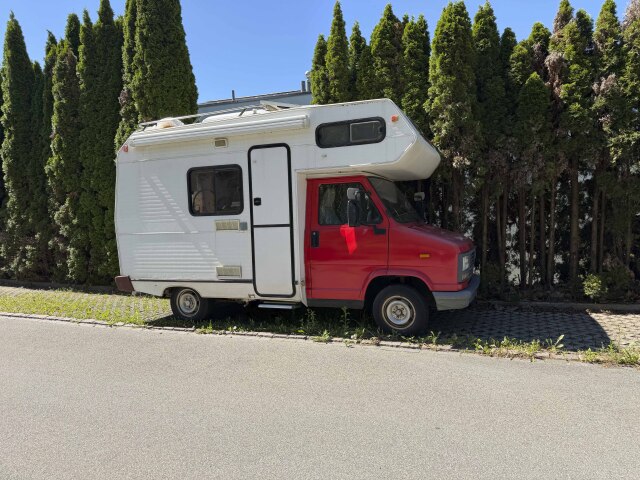 Peugeot J5, Alkovenwohnmobil