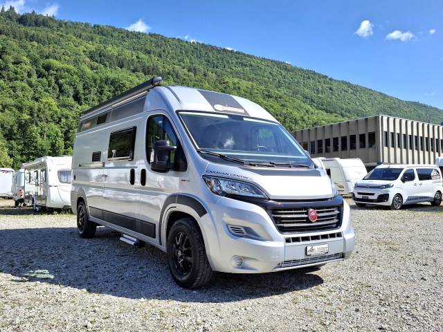 Challenger V114 VIP, van/fourgon vitré